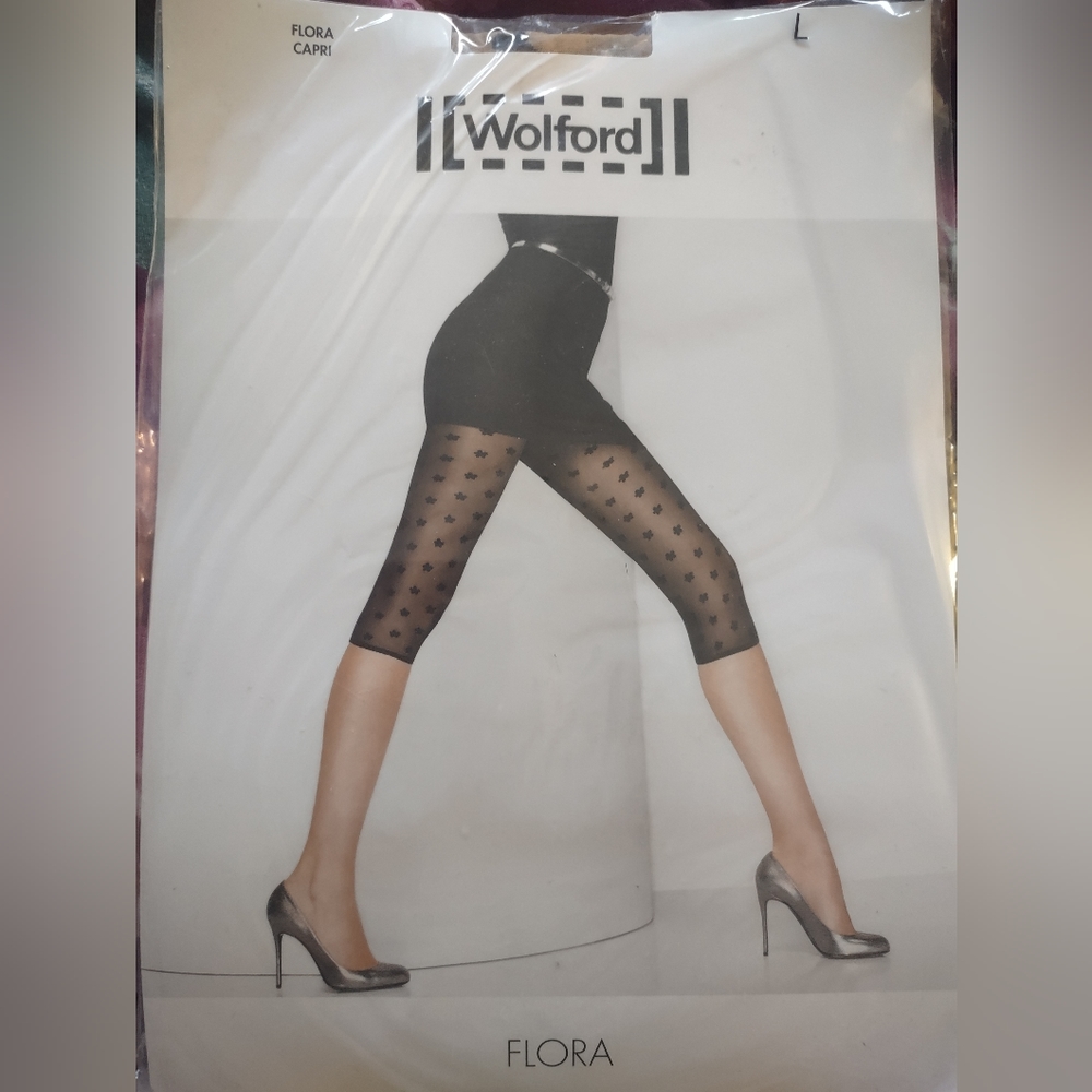 Wolford FLORA Capri tights, Large, Unopened